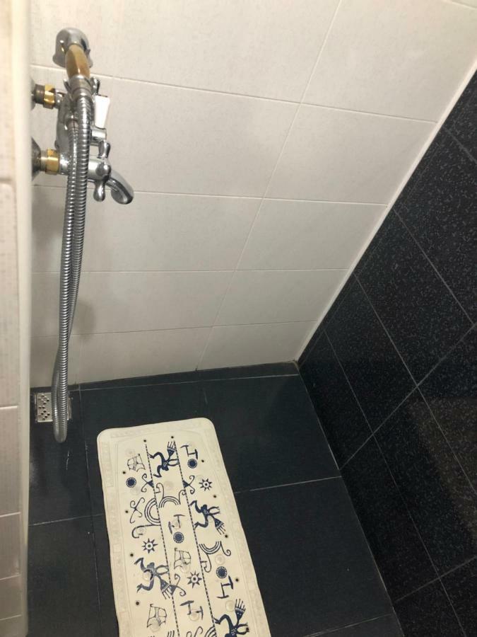 Garsoniera Aleea Trandafirilor Apartment Baile Herculane Bagian luar foto