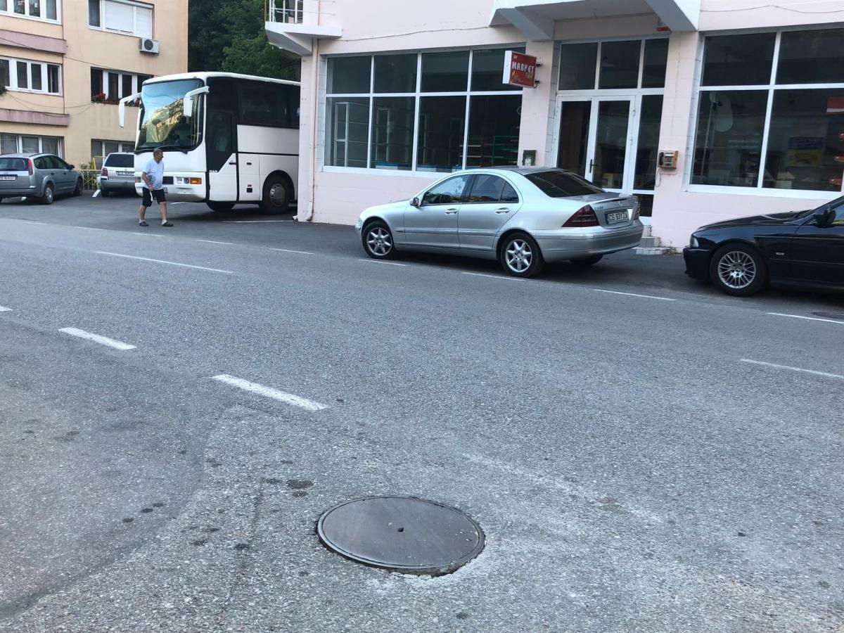 Garsoniera Aleea Trandafirilor Apartment Baile Herculane Bagian luar foto